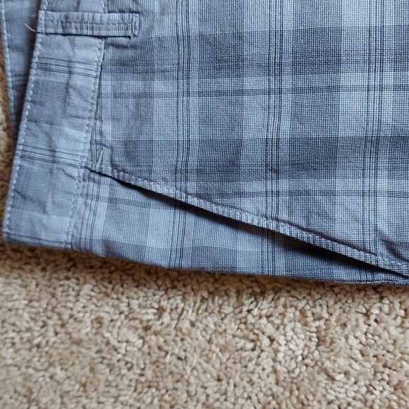 Calvin Klein shorts Size 36 - Picture 5 of 11